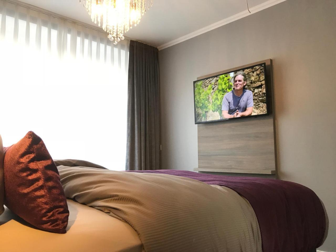 Apartmenthaus Burgenheimat In Rhens Bei Koblenz Exteriér fotografie